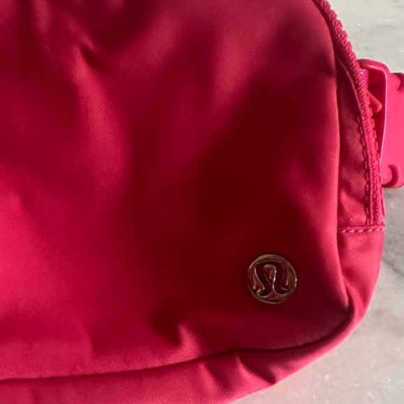 Lululemon Athletica Pink Belt Bag - Picture 2 of 7